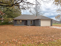 301 Dogwood St