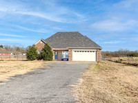 1064 Oliver Ln V