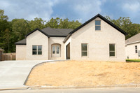 9041 Wooddale