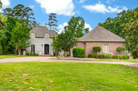 31 Gleneagle Drive