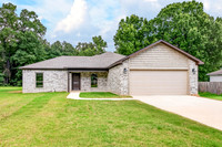 38 Shamsie Dr