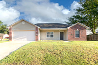 30 Chickasaw Dr